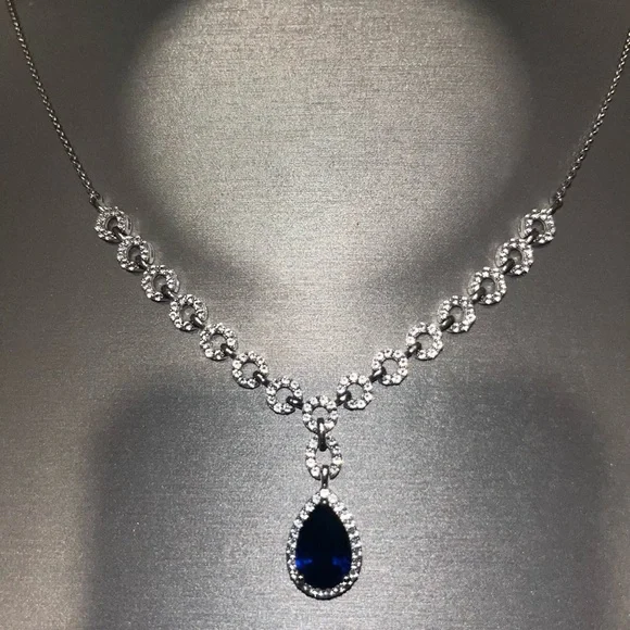 Blue and White Sapphire Frame Chain Link necklace in sterling silver - Picture 5 of 10